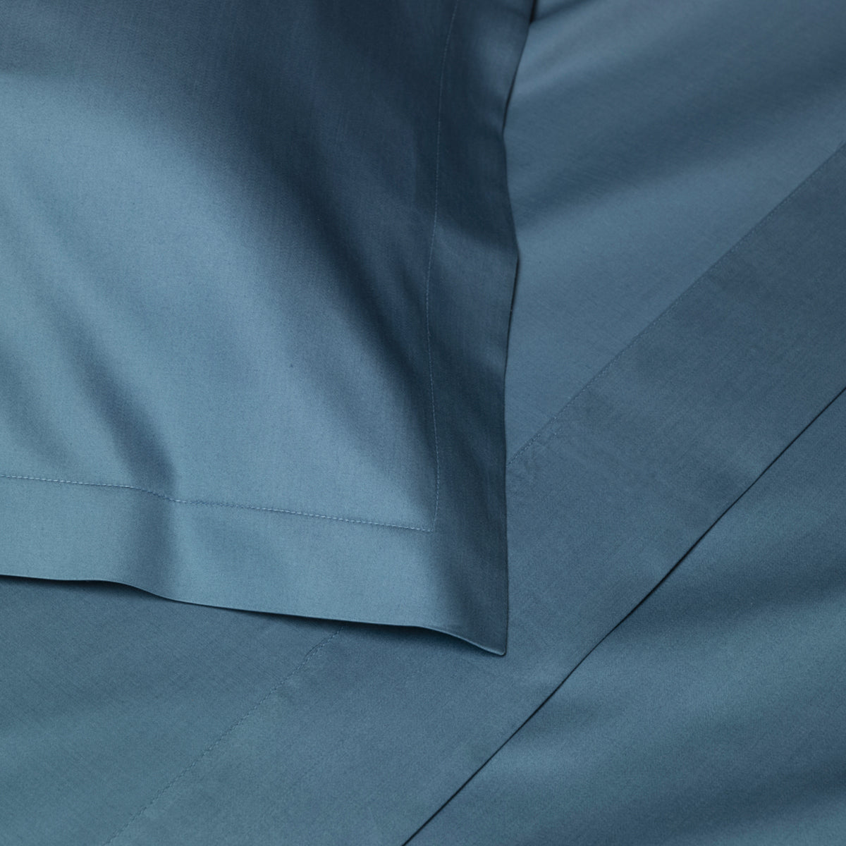 Intelletto® Luxury Linen